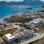 Orama Milos *