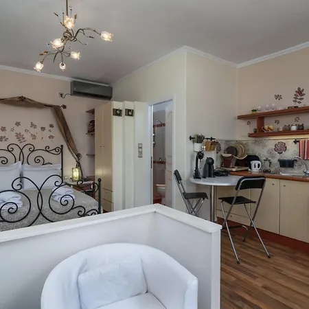 Apartment Orama Milos *