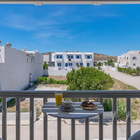 Orama Milos Apartment