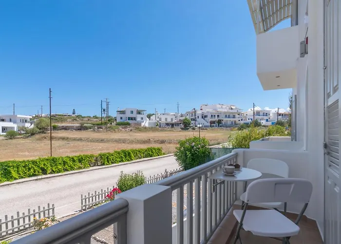 Orama Milos * Adamantas