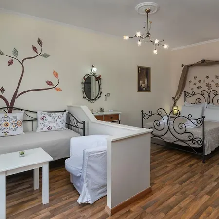 Orama Milos Apartmán *