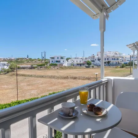 Orama Milos * Adamantas (Milos)