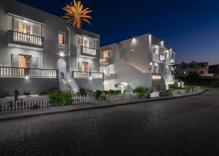 Orama Milos * Adamantas (Milos)